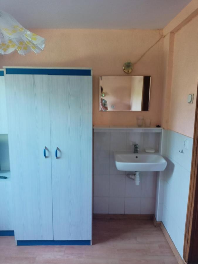 Pokoje Mira Apartamento Torzym Exterior foto