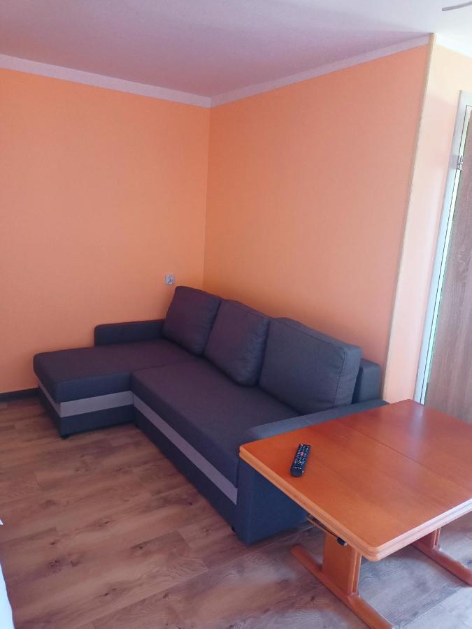 Pokoje Mira Apartamento Torzym Exterior foto